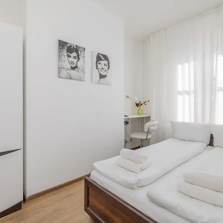Rynek Sienny Cosy By Bookinghost Apartment