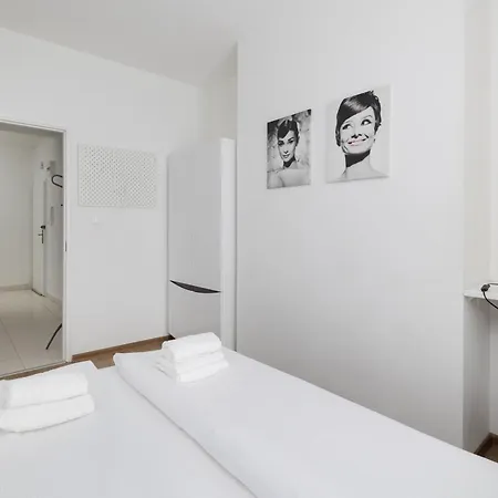 Rynek Sienny Cosy By Bookinghost Апартаменти