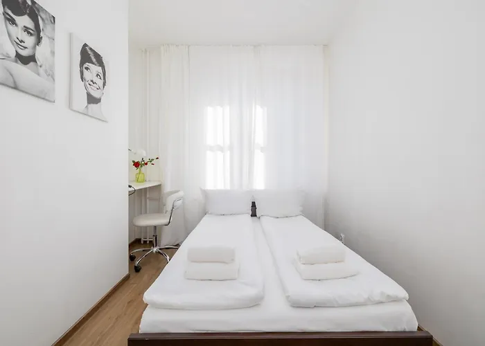 アパート Rynek Sienny Cosy By Bookinghost シュチェチン